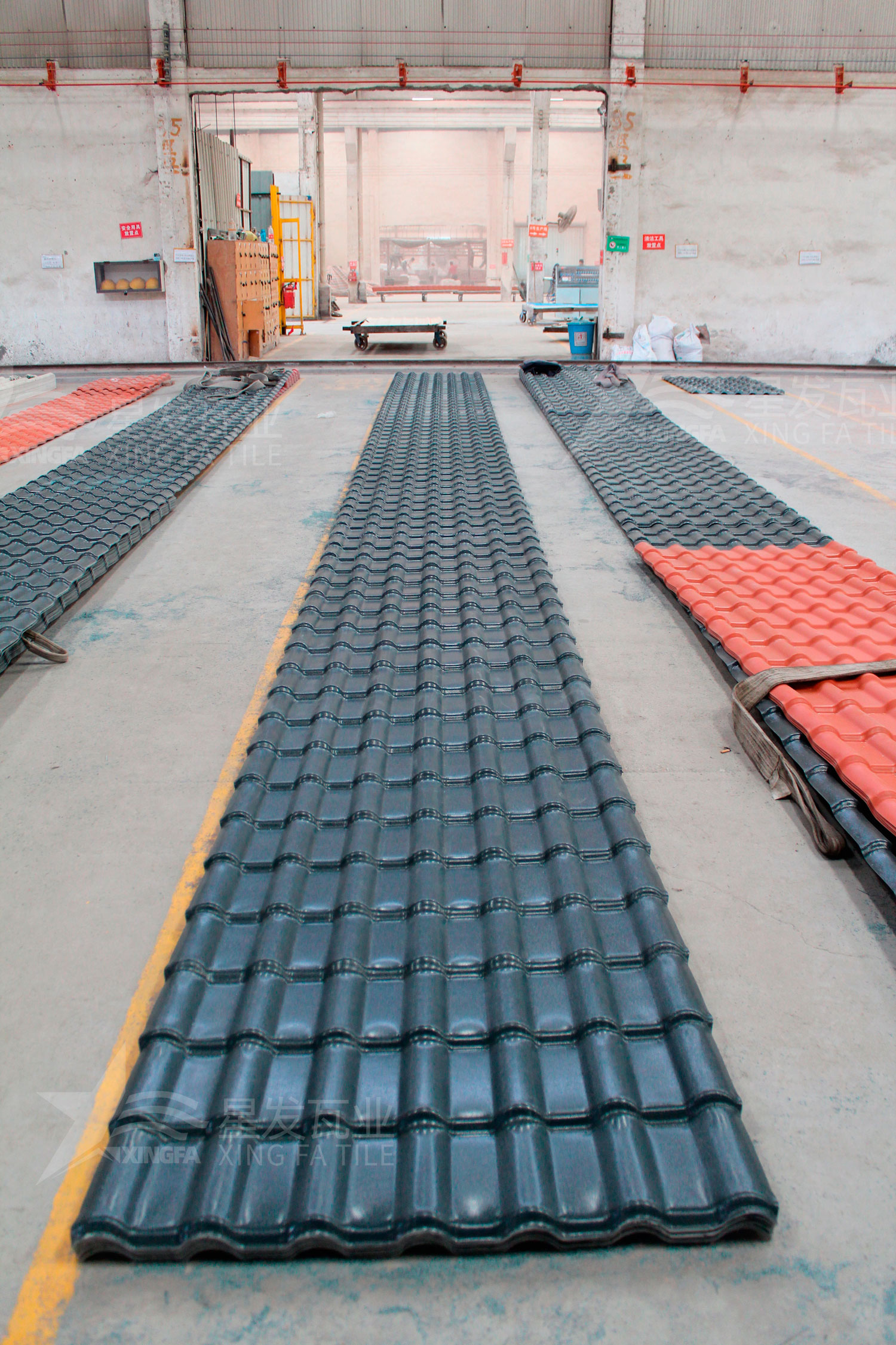 樹脂瓦白底和灰底哪個好？白底和灰底在質量、價格上有啥區(qū)別？