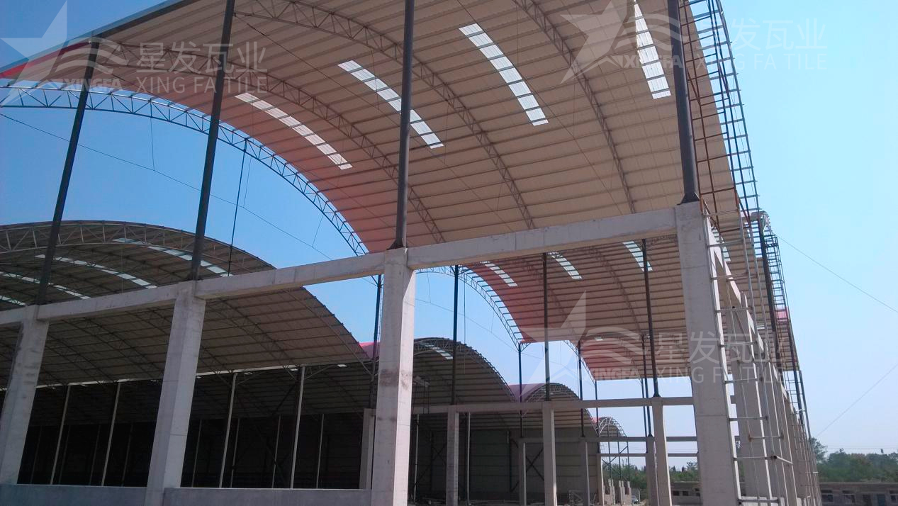 樹脂瓦廠家教你：在惡劣環(huán)境條件下，用什么屋面瓦安全又可靠？