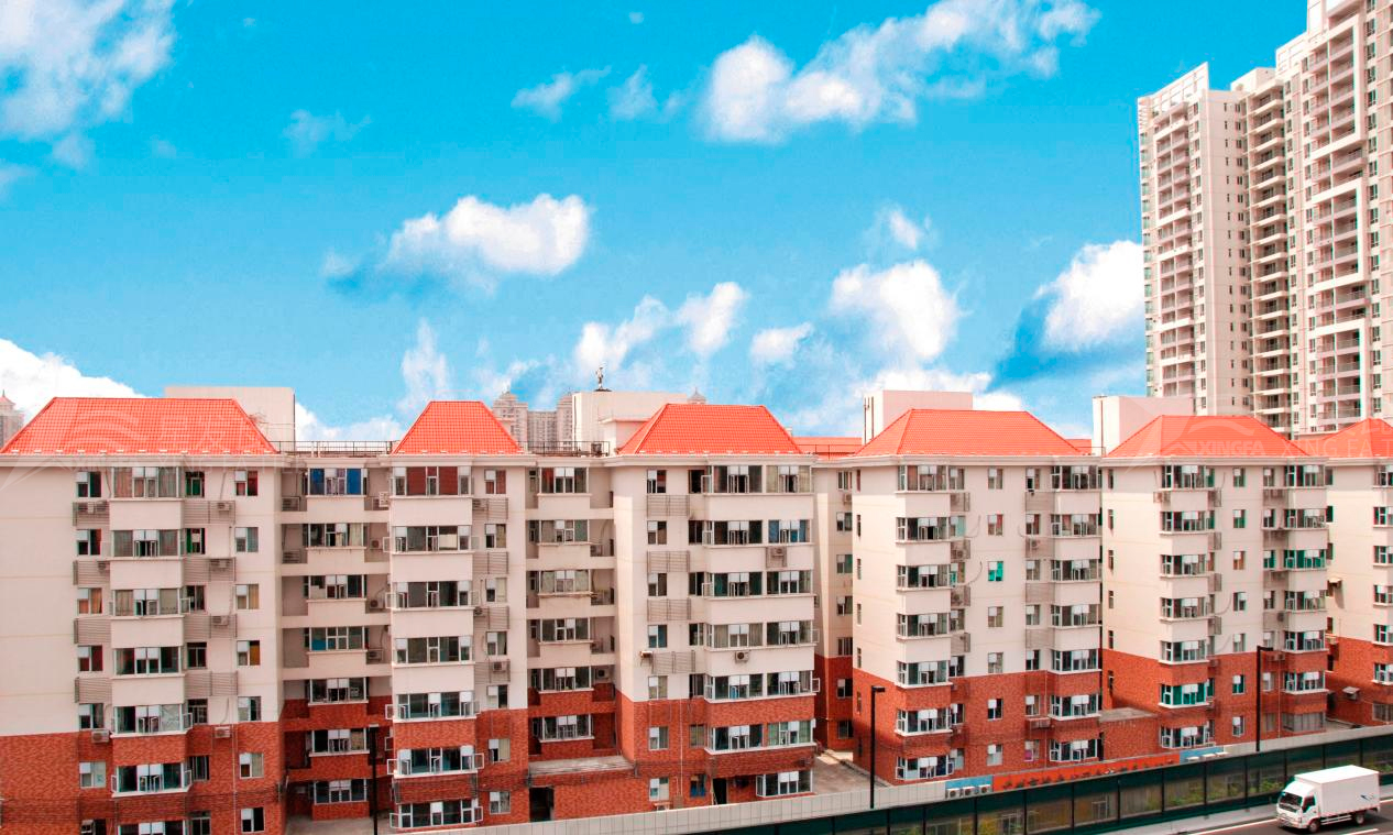 平改坡工程用合成樹脂瓦的優(yōu)勢，不僅僅是提升城市形象那么簡單！