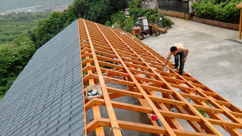 樹脂瓦安裝細節(jié)，安裝樹脂瓦過程中需要注意的三個關(guān)鍵細節(jié)